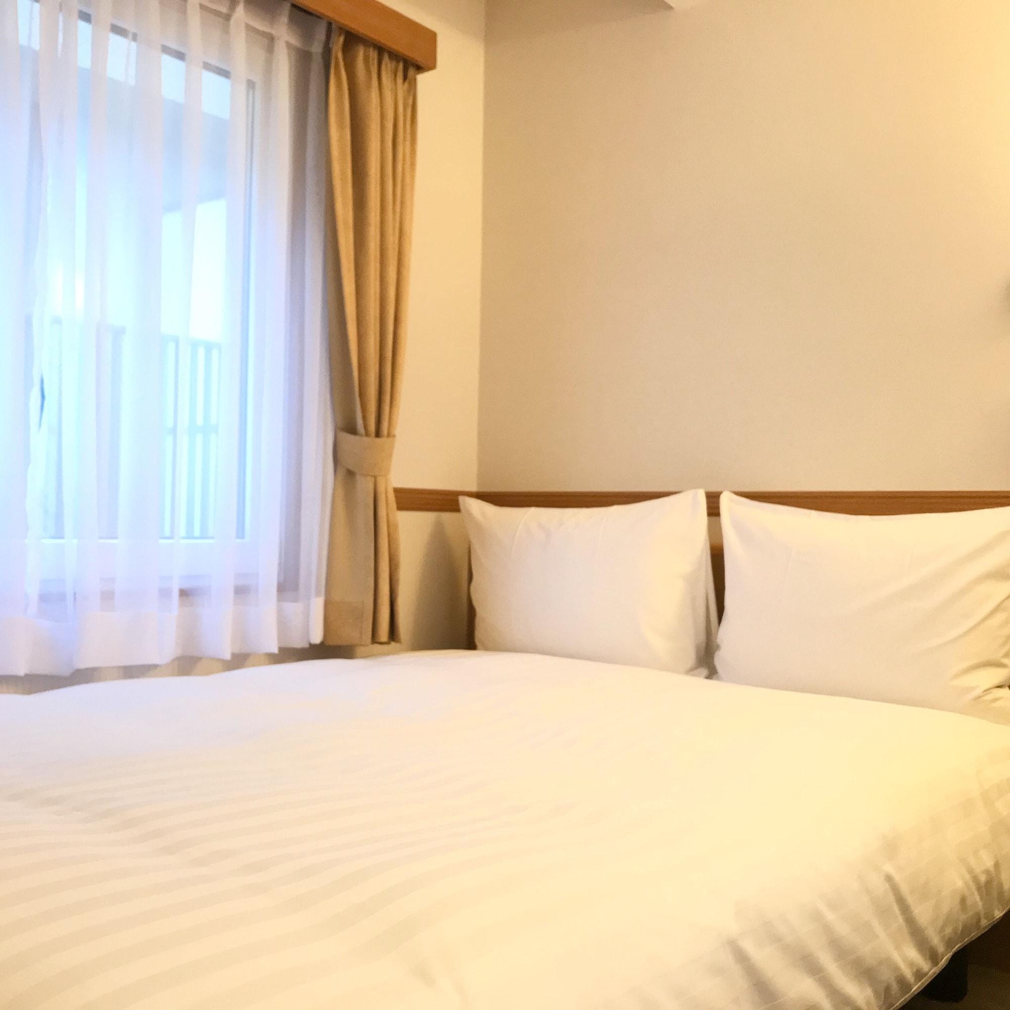 Toyoko Inn Yokohama Tsurumi Eki Higashi Guchi Екстериор снимка
