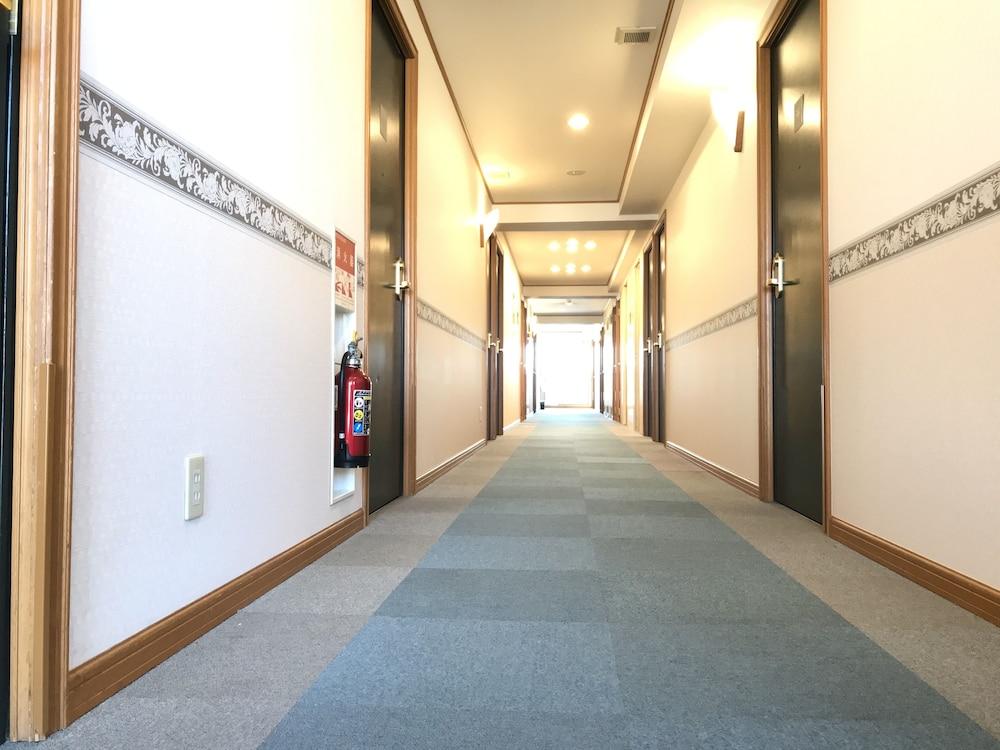 Toyoko Inn Yokohama Tsurumi Eki Higashi Guchi Екстериор снимка
